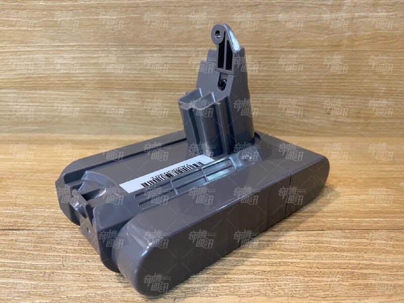 優質超質【台灣製有保固Dyson戴森V6系列吸塵器鋰電池】3000mah SV03 SV07 SV09 認證電池 自換價