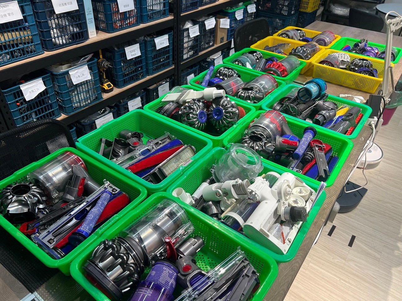 奇機通訊【吸塵器 各式家電 維修 清潔 保養】小米、LG、iROBOT、Neato、科沃斯、伊萊克斯、Dyson