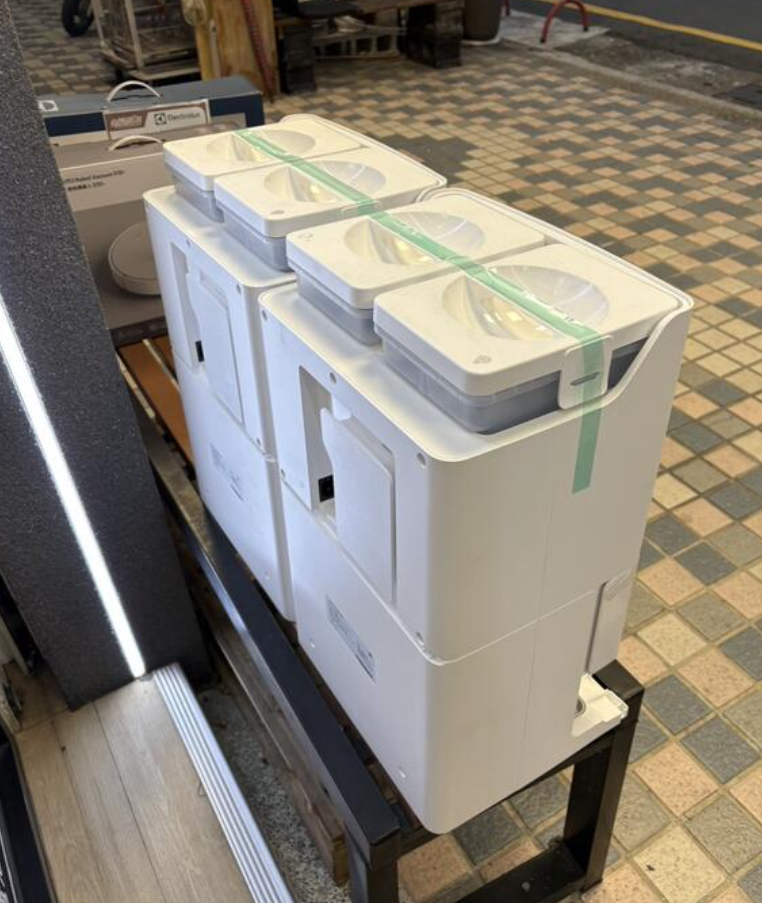 奇機通訊【Roborock石頭】掃地機器人Q Revo 無法充電 無法上下水 底部漏水 維修 清潔 保養