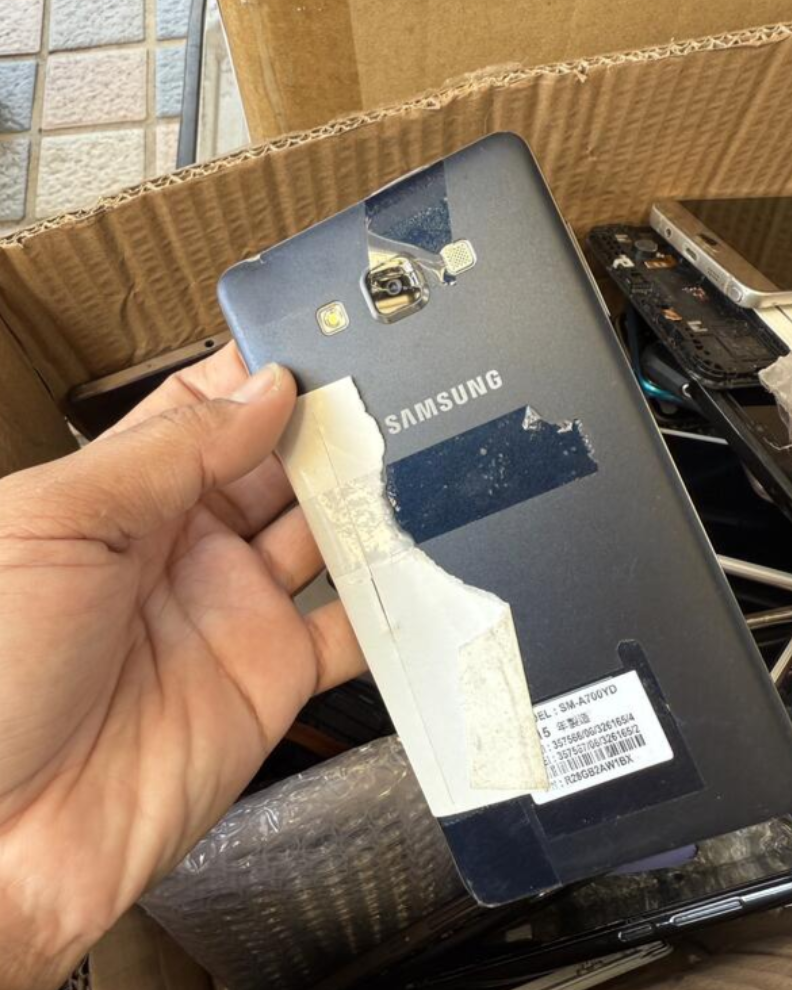 奇機通訊【各式平板 各式手機 各式品牌】報廢手機 報廢平板 料件機 拆機練習 料機 刷肉料件