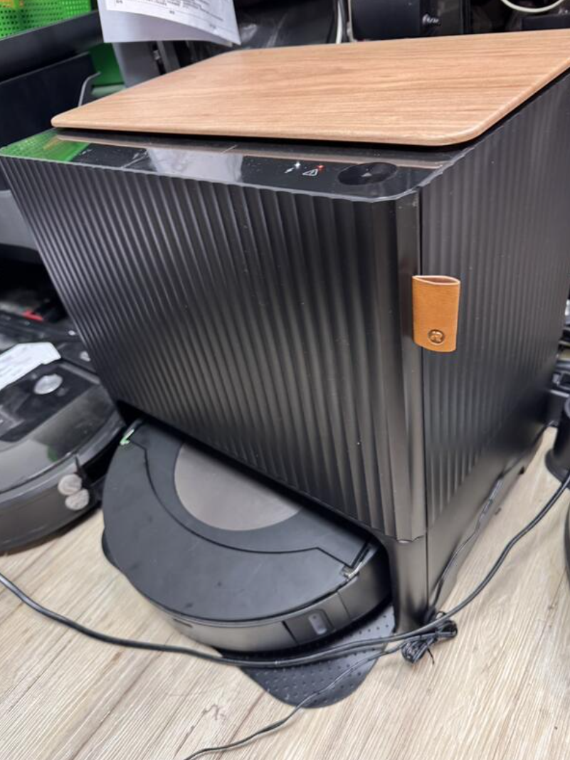 奇機通訊【iRobot】Roomba Combo j9+ 自動集塵+補水+掃拖合一機器人 維修 保養 清潔