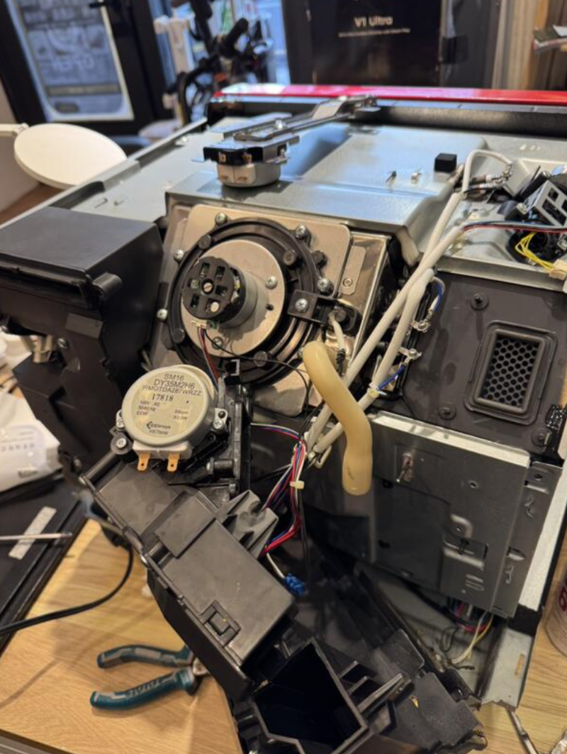 奇機通訊【SHARP 夏普】AX-XW400 30L 烤箱 不明異音 手動加熱無法啟動 維修 保養 清潔