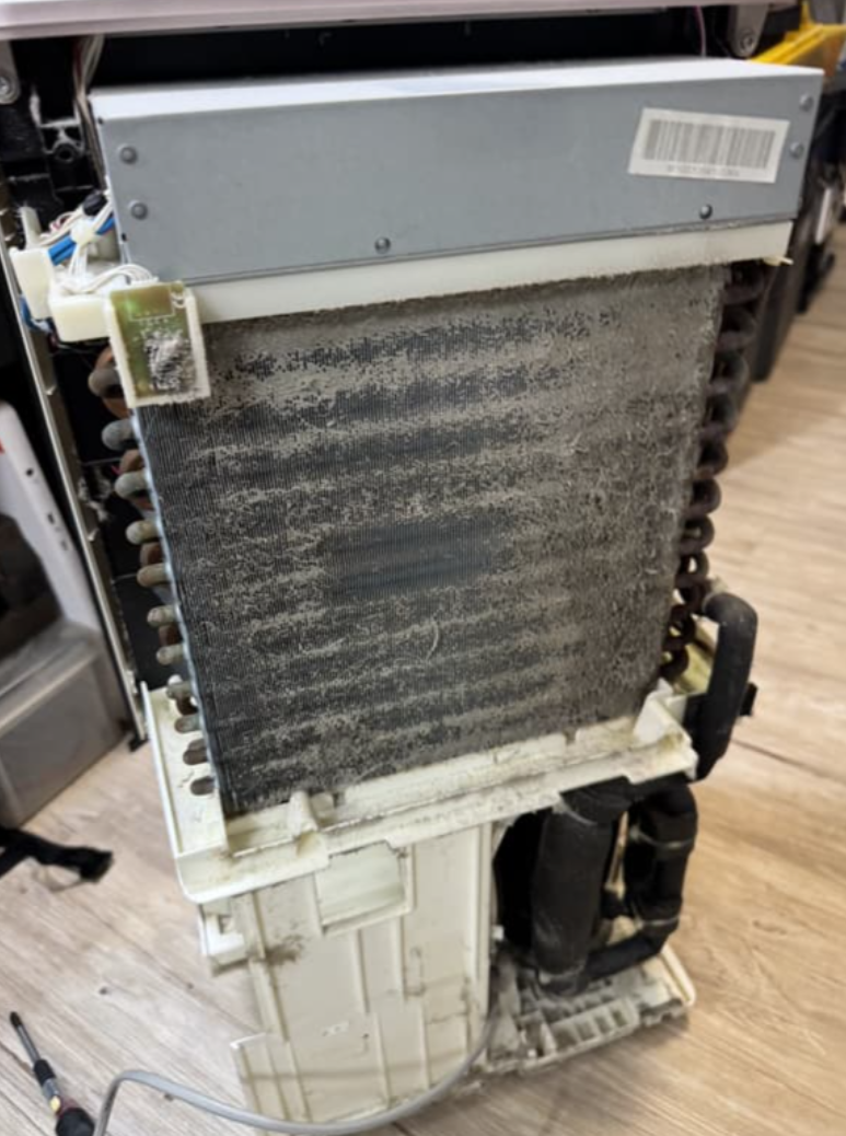 奇機通訊【HITACHI日立】除濕機 RD-14FR 維修 清潔 保養